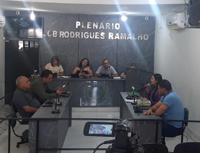 Vereadores participam de mais uma reunião ordinária da câmara municipal de Ibiara